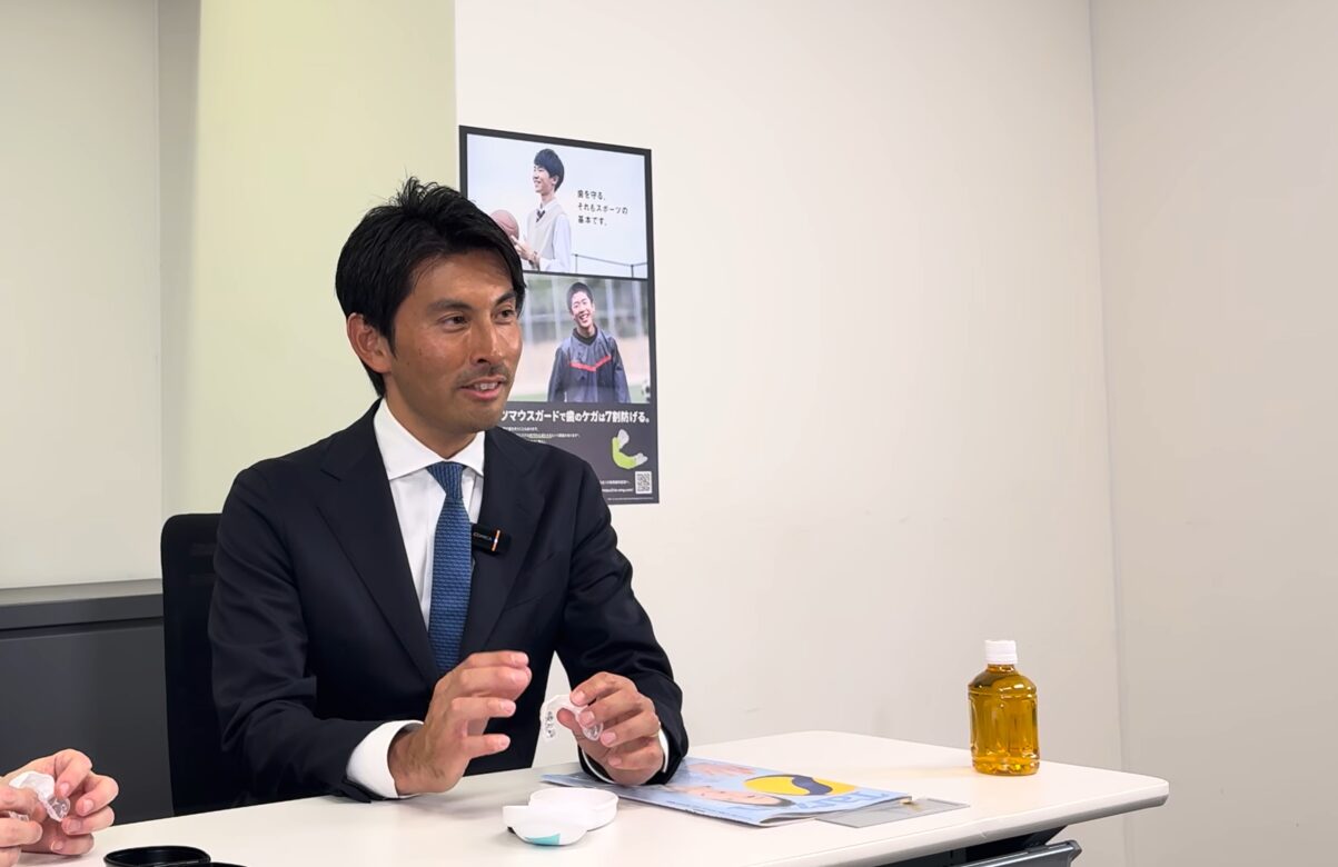 芳賀秀郷氏がスポーツ歯科の可能性やマウスガード文化の未来について語る場面